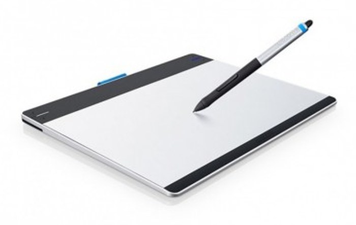 Tablette graphique Filaire Wacom Intuos Pen & Touch Creative Medium