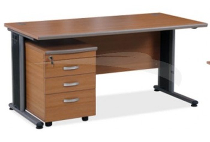 Bureau en bois avec pieds en métal + caisson 3 tiroirs à clés (W1600xD720xH730)