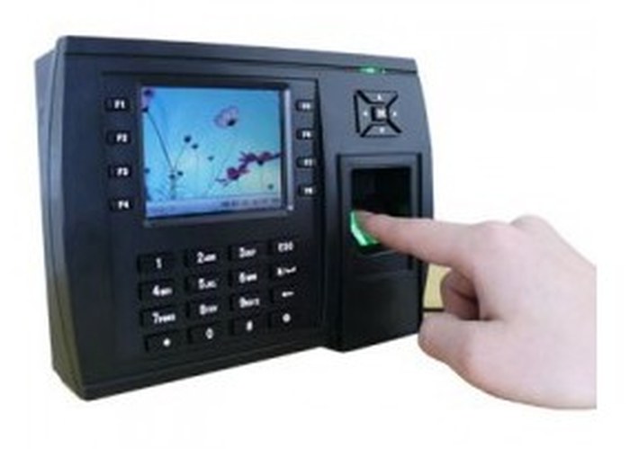 Pointeuse TCP/IP RS232 USB Host