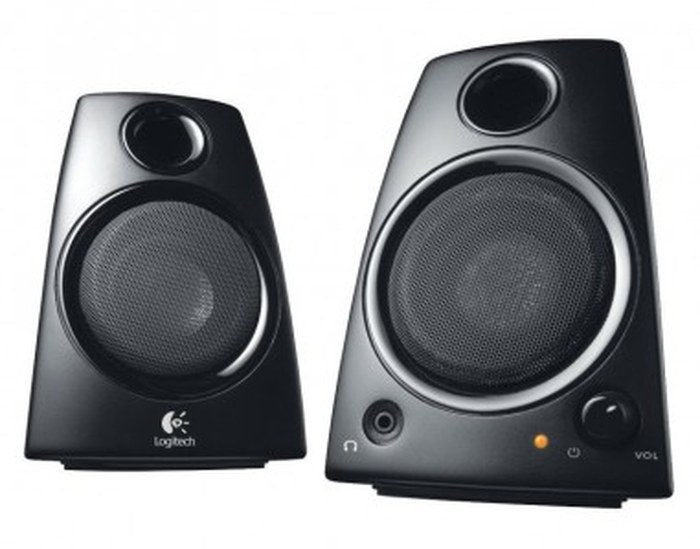 Logitech Speaker System Z130 - stéréo 2.0 - 5 Watts - Jack 3.5 mm
