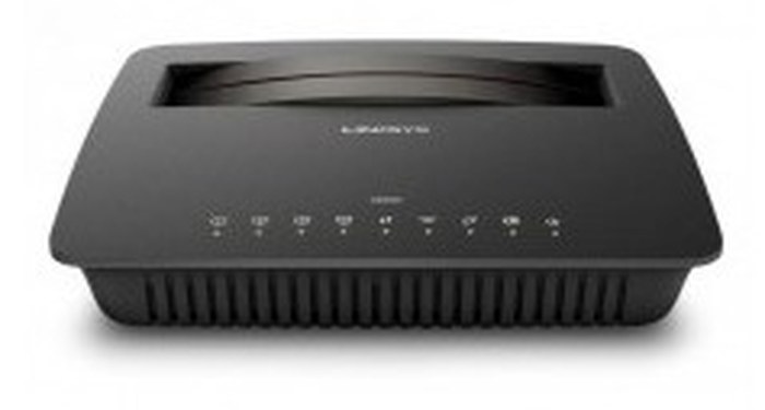 Cisco X3500-EU - Linksys X3500-EW Modem routeur WiFi N750 double bande 4 ports Gigabit antenne MIMO