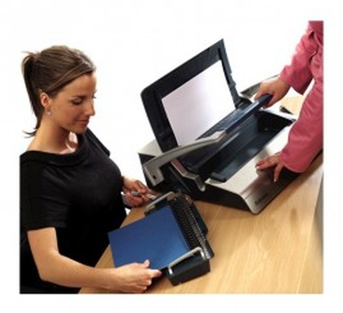 Perforelieur Fellowes Galaxy par Anneaux Plastique (F5622001)