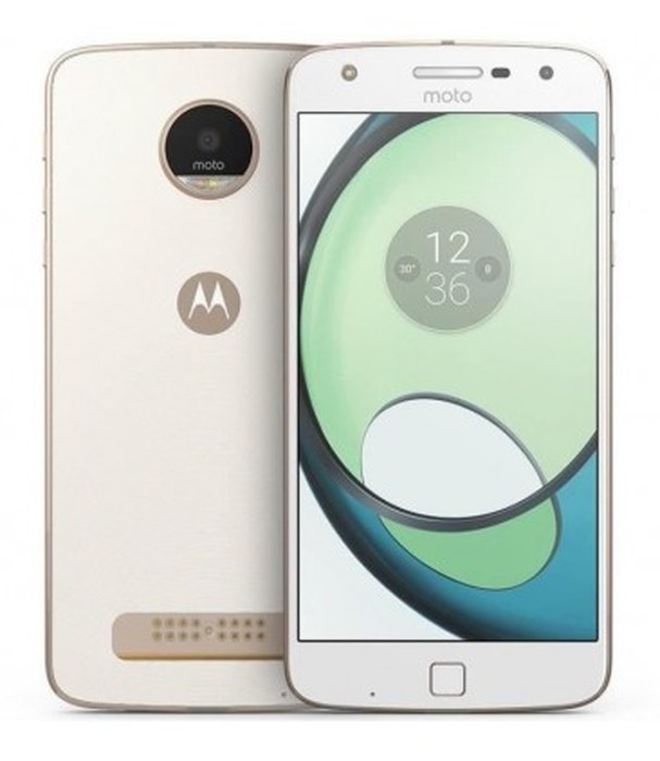 Motorola Moto Z /Blanc /5,5Pouce /AMOLED /4 Go /32 Go /5 Mpx - 13 Mpx /2600 mAh