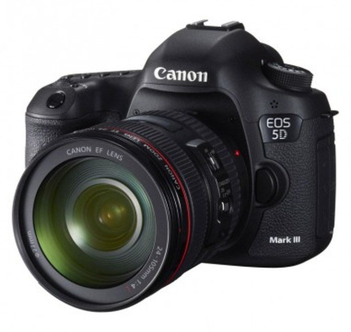 Reflex Canon EOS 5D Mark III + Objectif 24-105mm