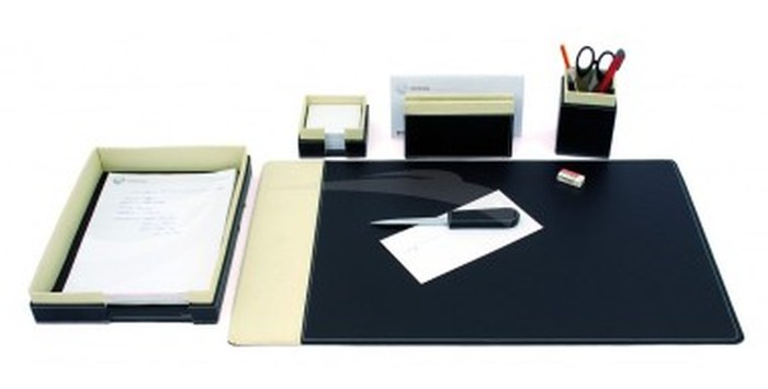 Ensemble de Bureau en Simili cuir 5 pièces \" NOIR & BLANC\"